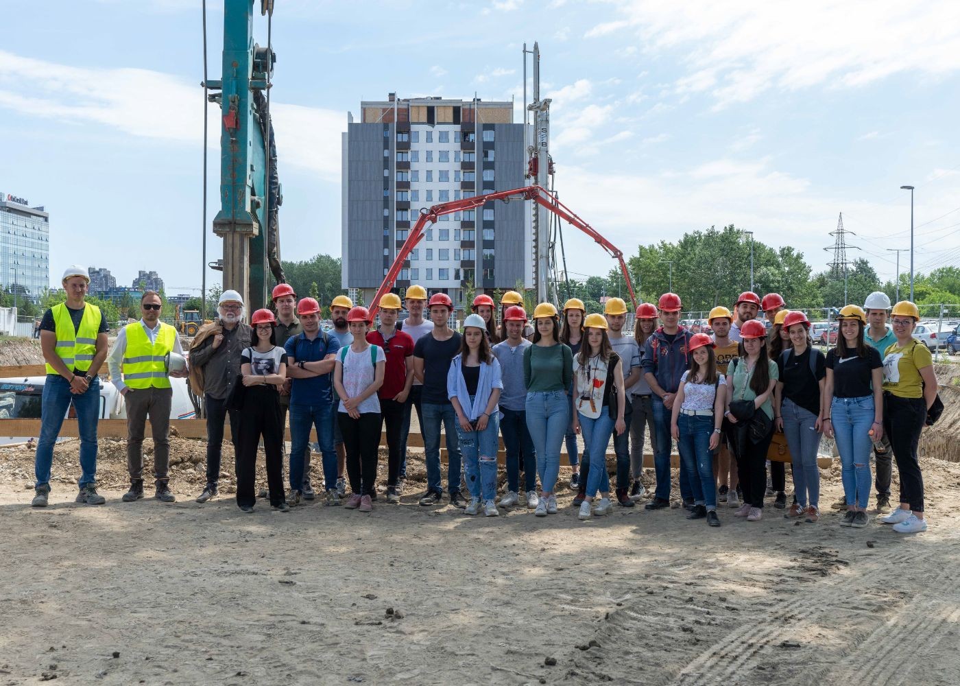 Students of the Faculty of Civil Engineering at the University of Belgrade visiting the construction site of 'Lastavice - Block 58'.